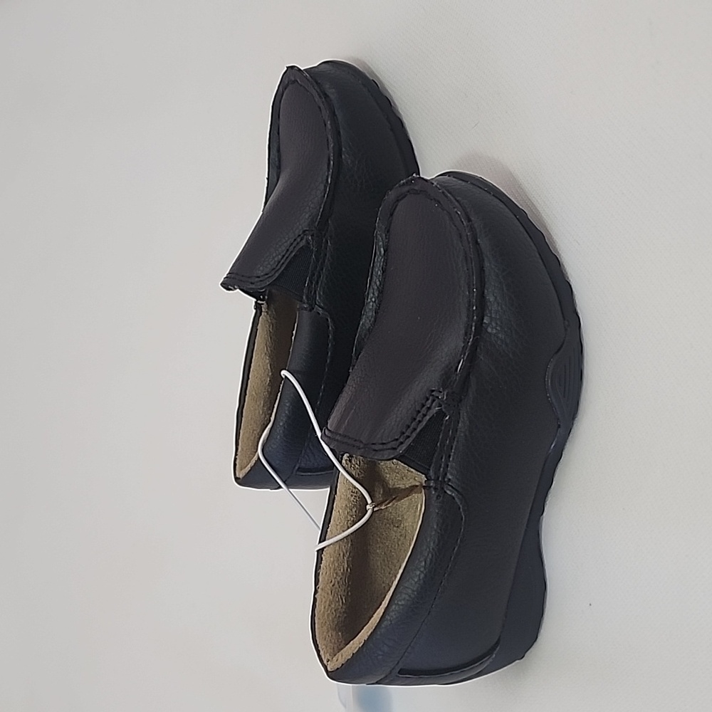 The Children's Place Boy's Shoes Size: 7